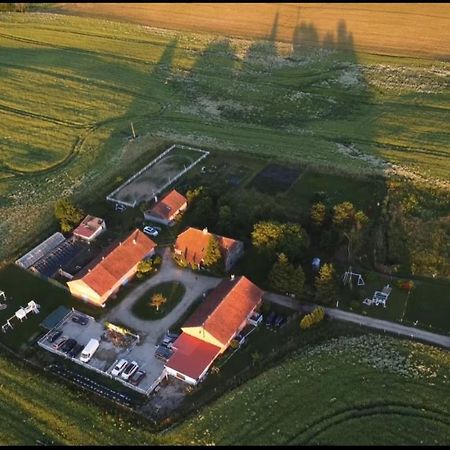 Folwark Malinowy Chrusniak Vila Bisztynek Exterior foto